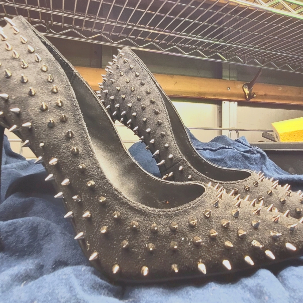 Steve Madden spiked heels